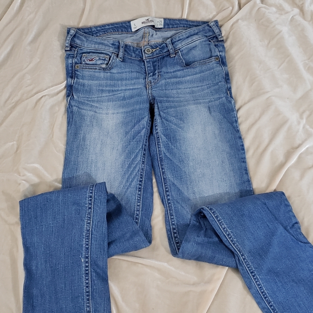 Boot cut jeans